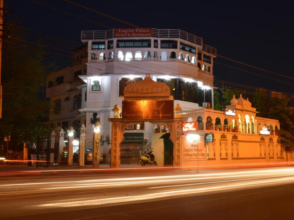 Hotel Empire Palace - last minute hotel in Udaipur