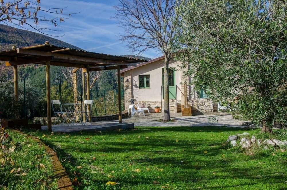 Le Voltarelle Bed & Breakfast — 4-Star Luxury Hotel in Serra San Quirico, Italy