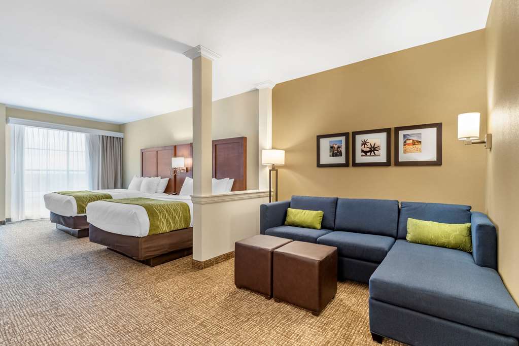 Comfort Suites San Antonio Ft. Sam Houston SAMMC Area - photo 21