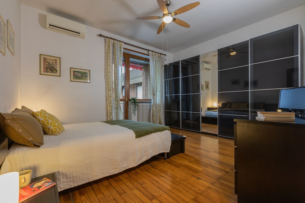 Adriano Apartment by Wonderful Italy — 4-Star Luxury Hotel in Turin, Italy