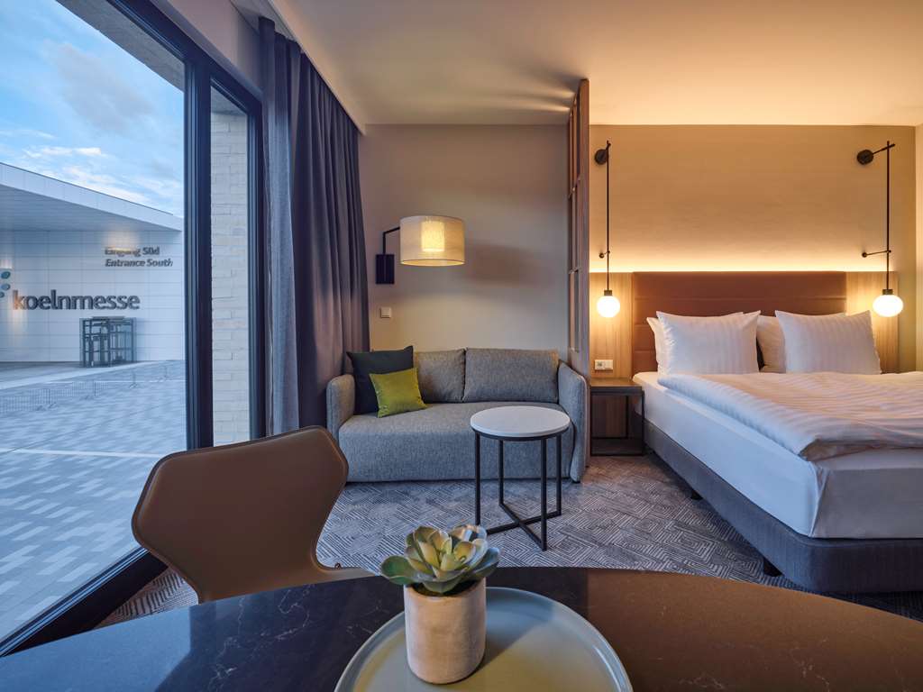 Adina Apartment Hotel Cologne — carbon neutral stay, Koeln