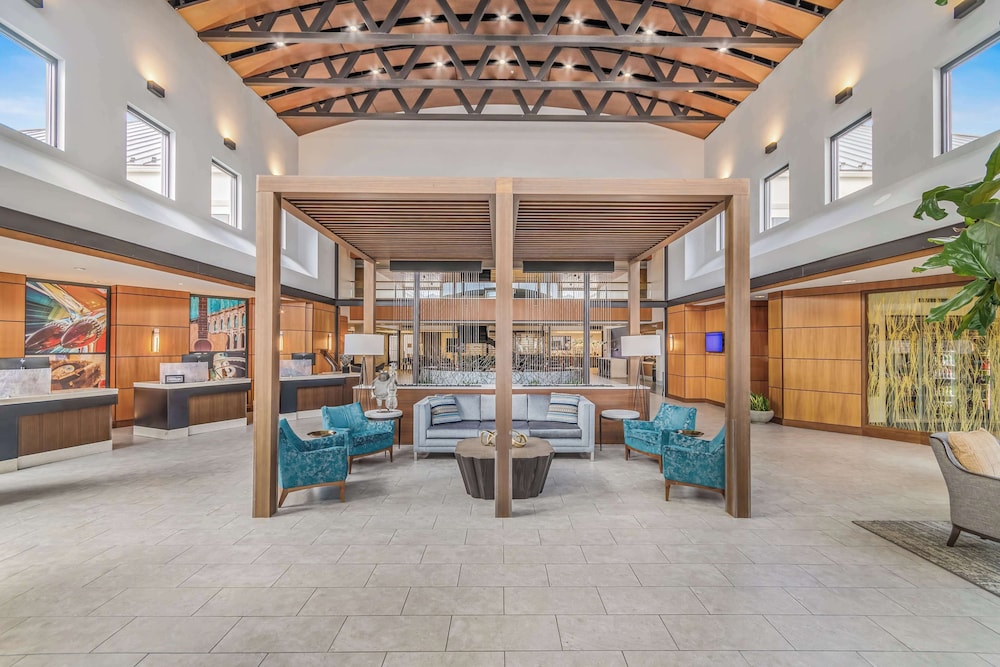Embassy Suites by Hilton Detroit Metro Airport - photo 2