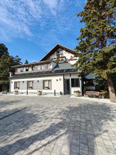 Willa Rybacka in Krynica Morska, Poland