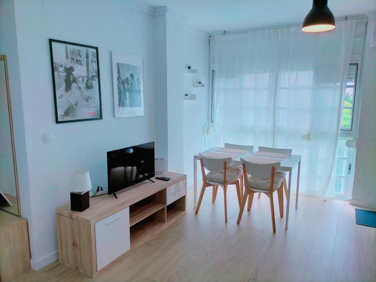 Apartamento Málaga Prat — 4-Star Luxury Hotel in Malaga, Spain