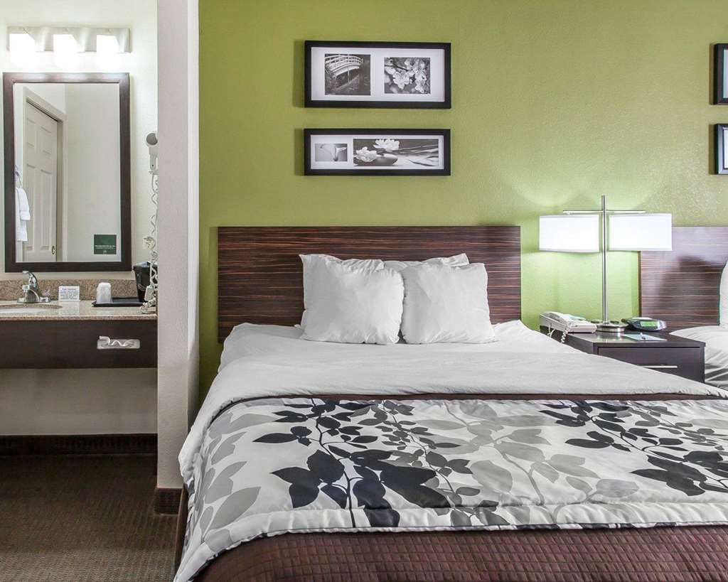 Sleep Inn & Suites Near I 90 and Ashtabula - photo 9