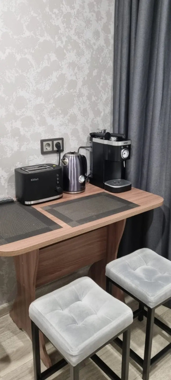 Novye Kirova 51 Flat in Kirovsk, Russia