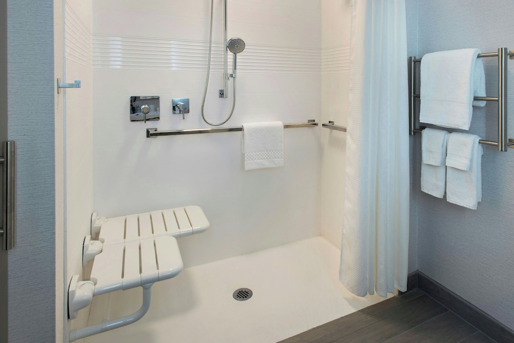 TownePlace Suites by Marriott New York Brooklyn - photo 16