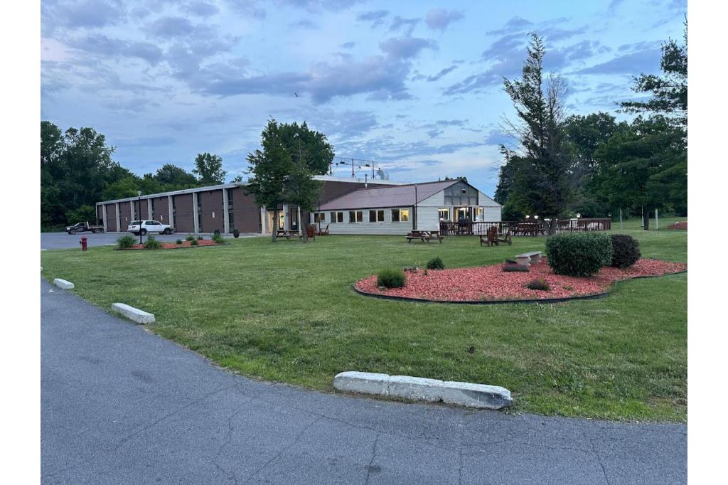 Continental Inn by OYO Watertown NY I 81 — hotel in Watertown