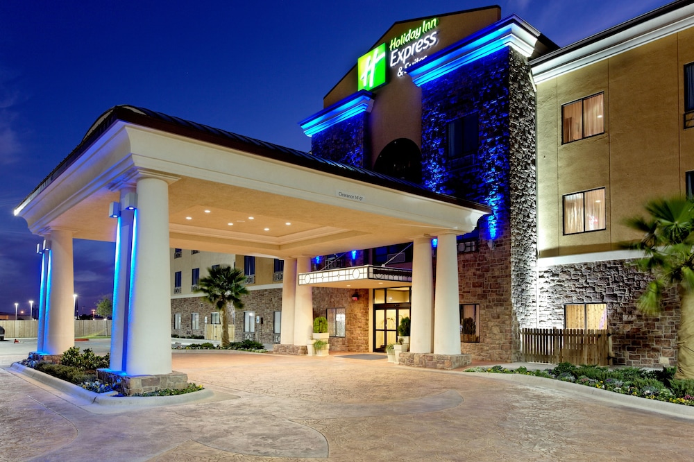 Holiday Inn Express Hotel & Suites Odessa by IHG - photo 3
