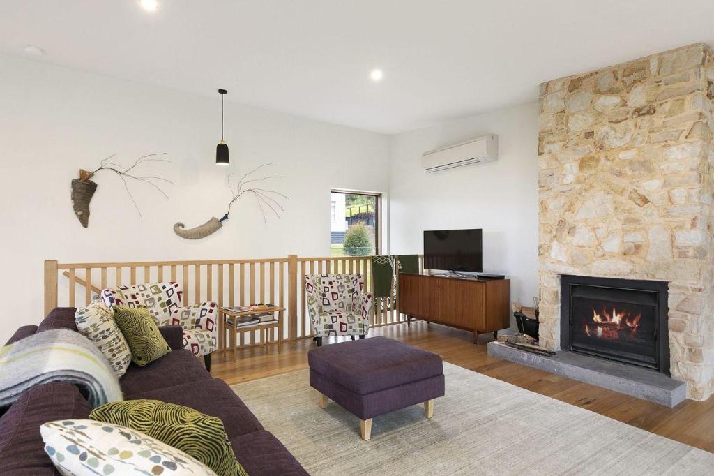 Clovelly Byo Linen in Lorne, Australia