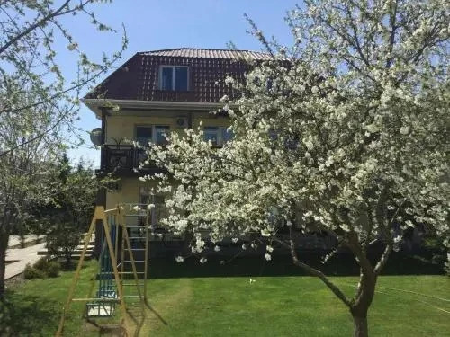 Mini Apart Hotel Mila — hotel in Karolino-Buhaz