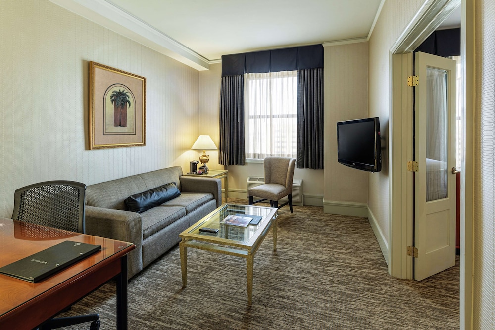 Hilton Cincinnati Netherland Plaza - photo 34