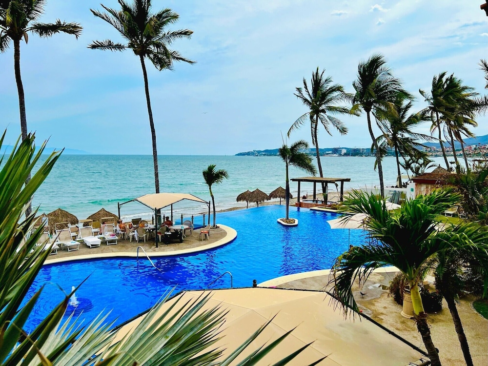 Los Picos Hotel & Suites Bucerias in Bucerias, Mexico