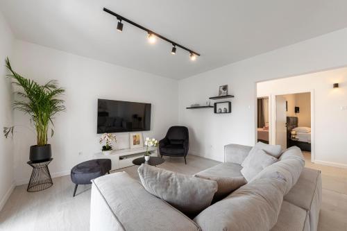 Apartment White Sunshine