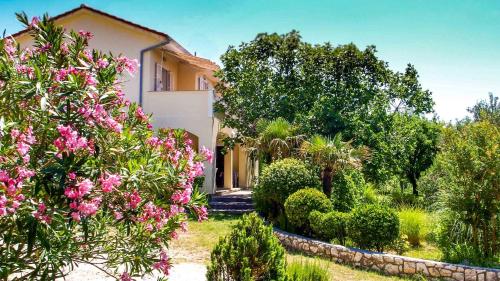Adria Arba Apartments — 4-Star Luxury Hotel in Rab, Croatia