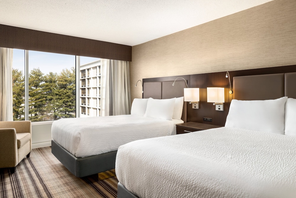 Holiday Inn Gaithersburg by IHG - photo 11