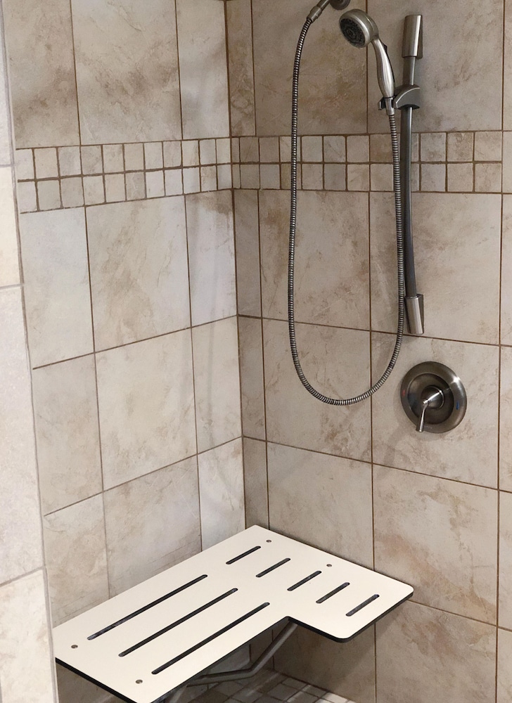 Mariposa Inn & Suites - photo 15