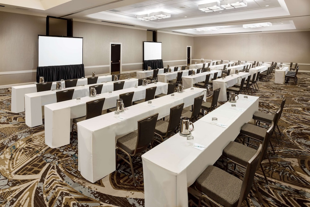 Embassy Suites by Hilton Orlando Lake Buena Vista Resort - photo 41