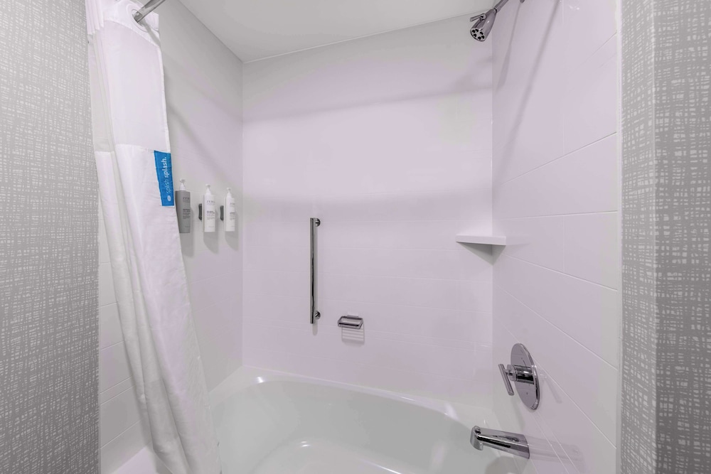 Hampton Inn by Hilton Columbus Downtown - photo 21