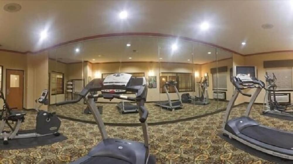 Holiday Inn Express Hotel & Suites Fairfield North by IHG - photo 15