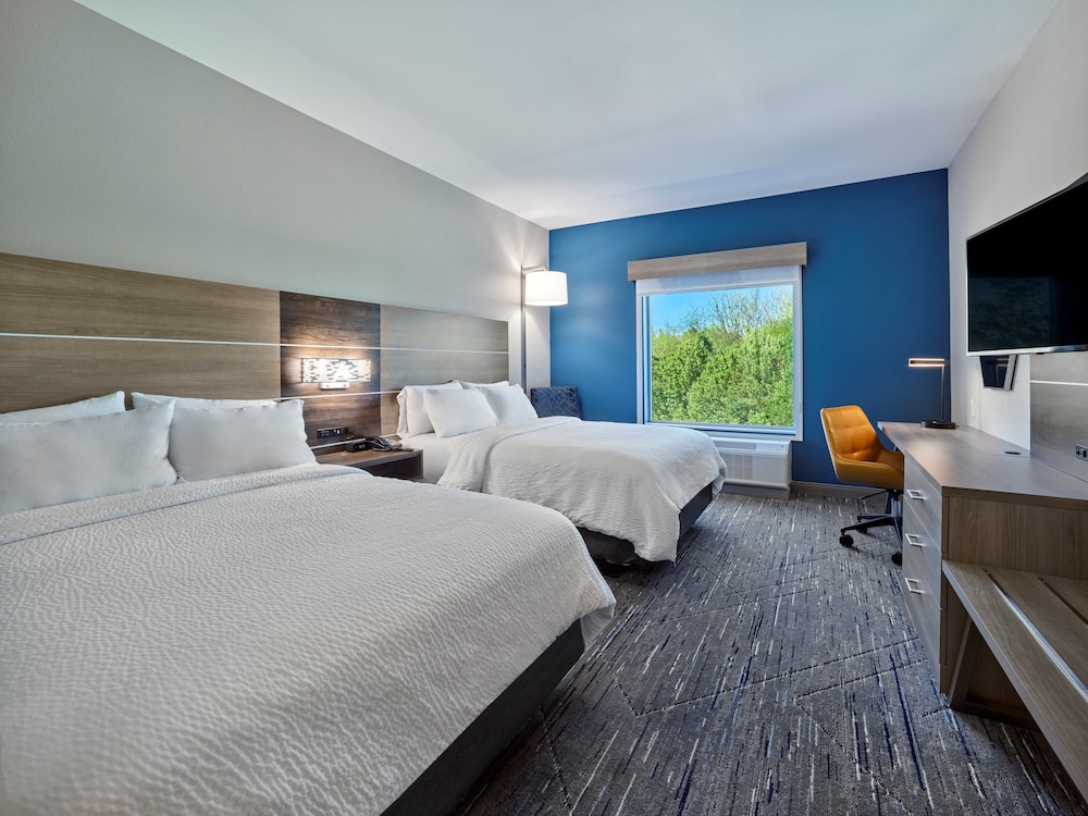 Holiday Inn Express Huntsville Space Center by IHG - photo 7