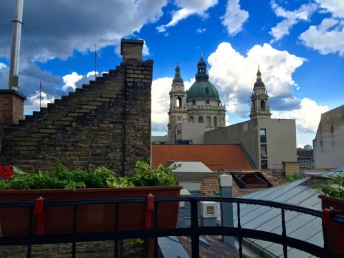 Ice Breaker Apartment — 4-Star Luxury Hotel in Budapest, Hungary