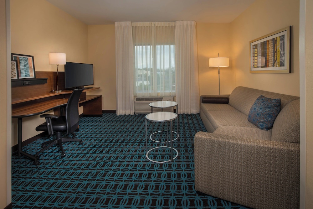 Fairfield Inn and Suites by Marriott Washington - photo 9