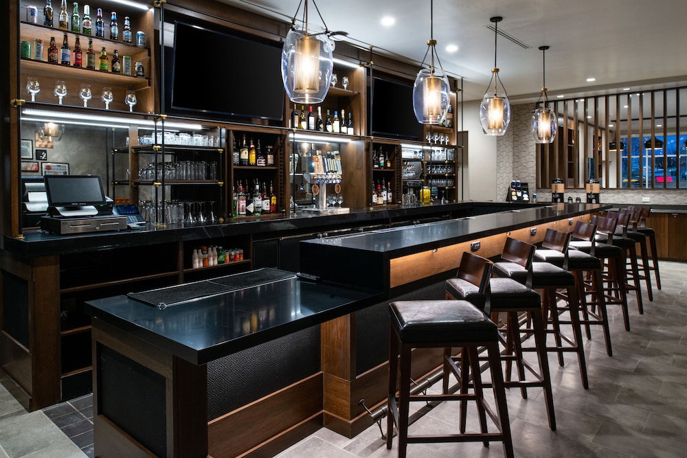 Four Points by Sheraton Kansas City Olathe - photo 21