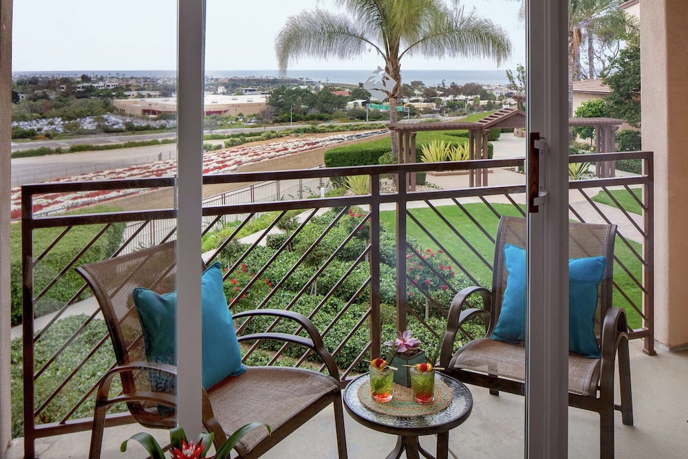 The Cassara Carlsbad Tapestry Collection by Hilton - photo 41