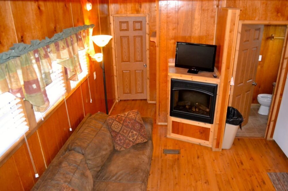 Yogi Bear's Jellystone Park Camp Resort - photo 16