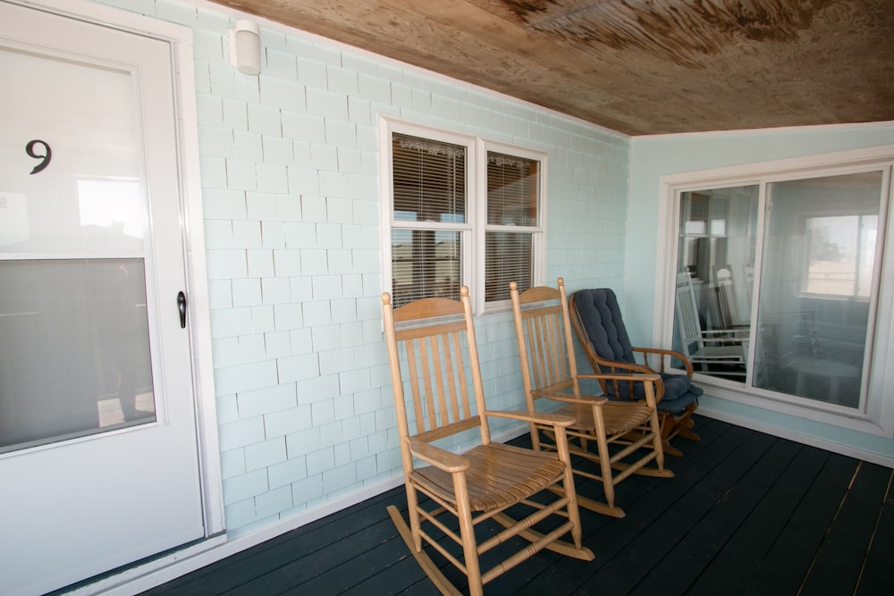 Outer Banks Motel - photo 131