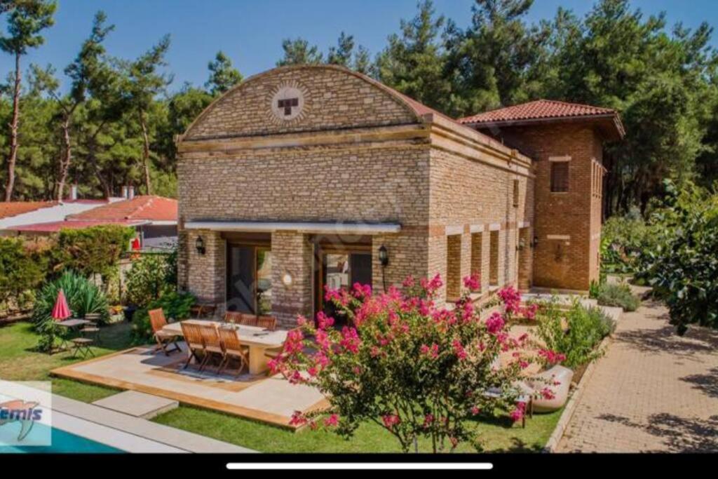 Ultra Lüx Tarihi Villa — 4-Star Luxury Hotel in Yenice, Turkey