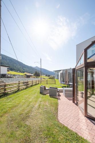 Agrimonia 5 5 Zi Duplex Wohnung bis 11 Personen mit eigenem Garten — 4-Star Luxury Hotel in Davos, Switzerland