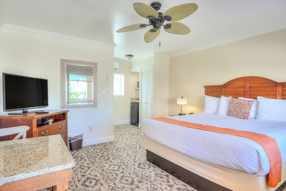 La Fiesta Ocean Inn And Suites - photo 20