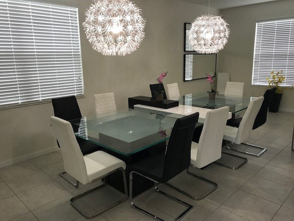 Veranda Palms Resort Single Family Pool Game Room Homes - photo 13