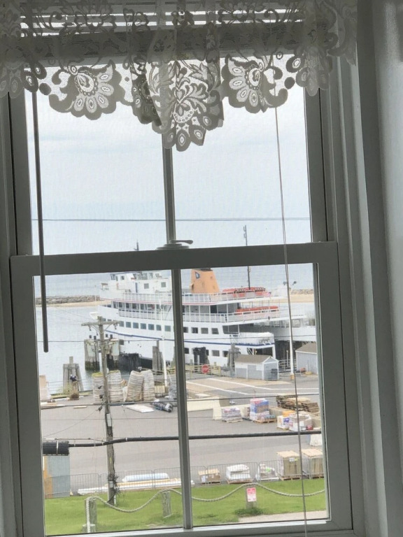 Harborside Inn Block Island - photo 5