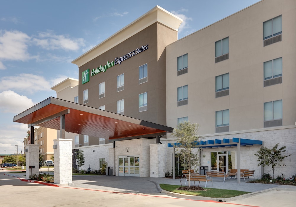 Holiday Inn Express & Suites Plano The Colony by IHG — hotel in The Colony