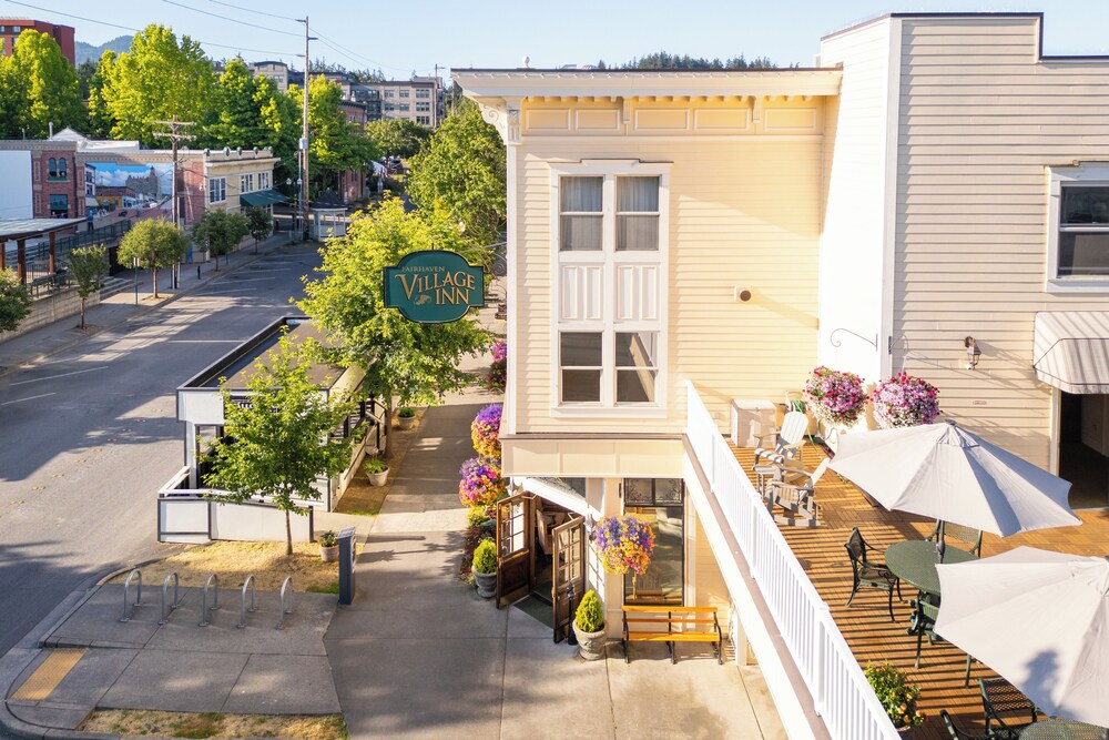 Fairhaven Village Inn - photo 52