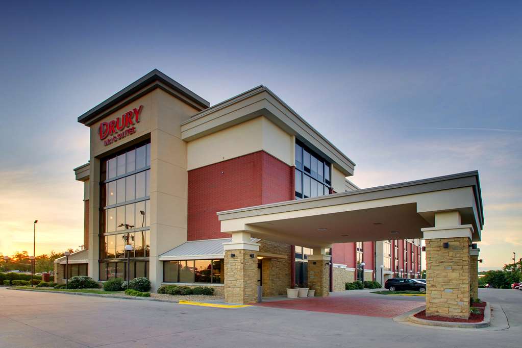 Drury Inn & Suites Greensboro - photo 4