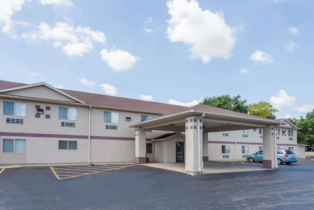 Econo Lodge Chillicothe - photo 19