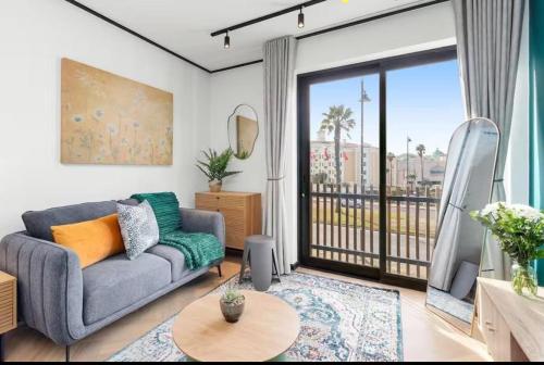 Luxe at Nine Palms Near Canal Walk