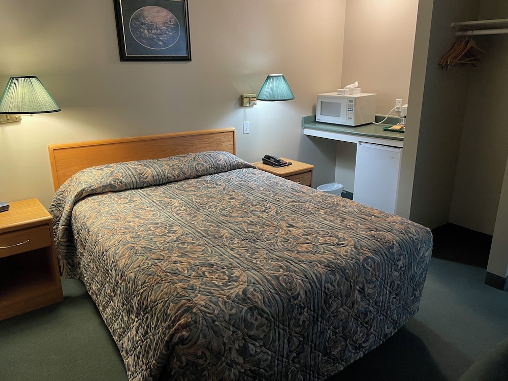 4 Pines Motel — Lillooet — photo 4