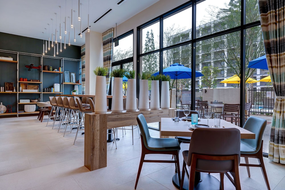 Hilton Garden Inn Anaheim Resort - photo 46