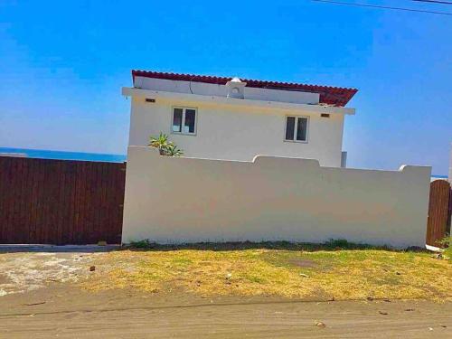 Bella casa frente al mar con piscina privada. — 4-Star Luxury Hotel in Iztapa, Guatemala