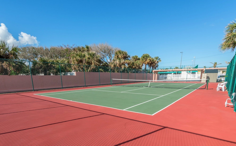 Cocoa Beach Towers by Happy Palm Stays - photo 80