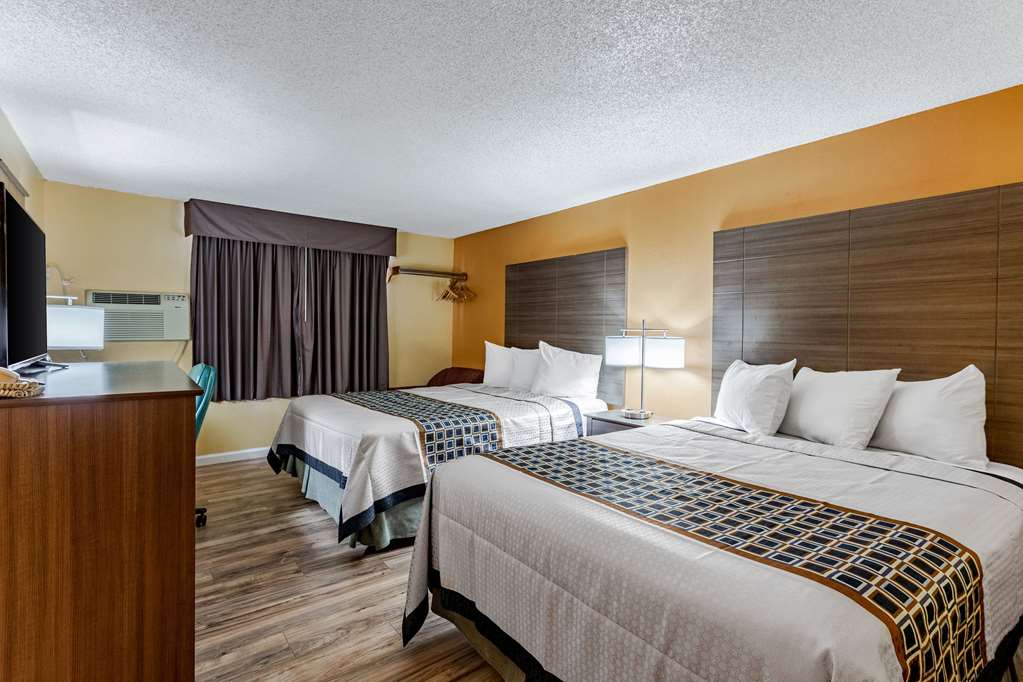 Rodeway Inn Farmington - photo 24