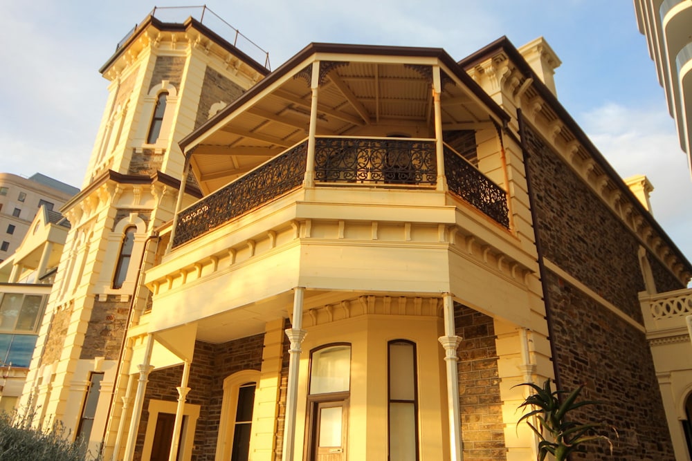 Seafield Tower Glenelg Apartment No 4 — Glenelg