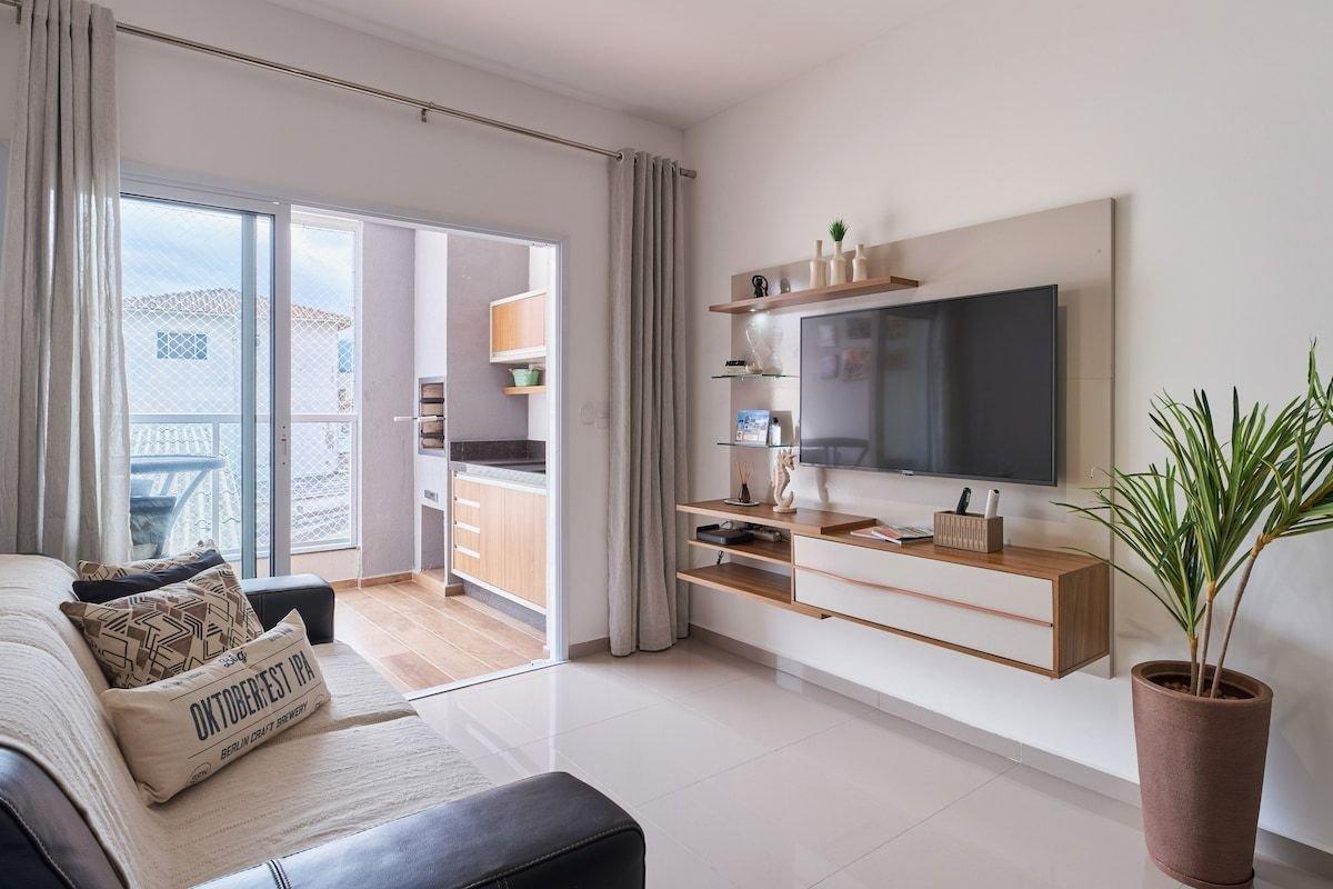 2 QUARTOS com Churrasqueira na Varanda Piscina Garagem interna WiFi 500mbps Ar Condicionado e Telas de Proteção — 4-Star Luxury Hotel in Ubatuba, Brasil