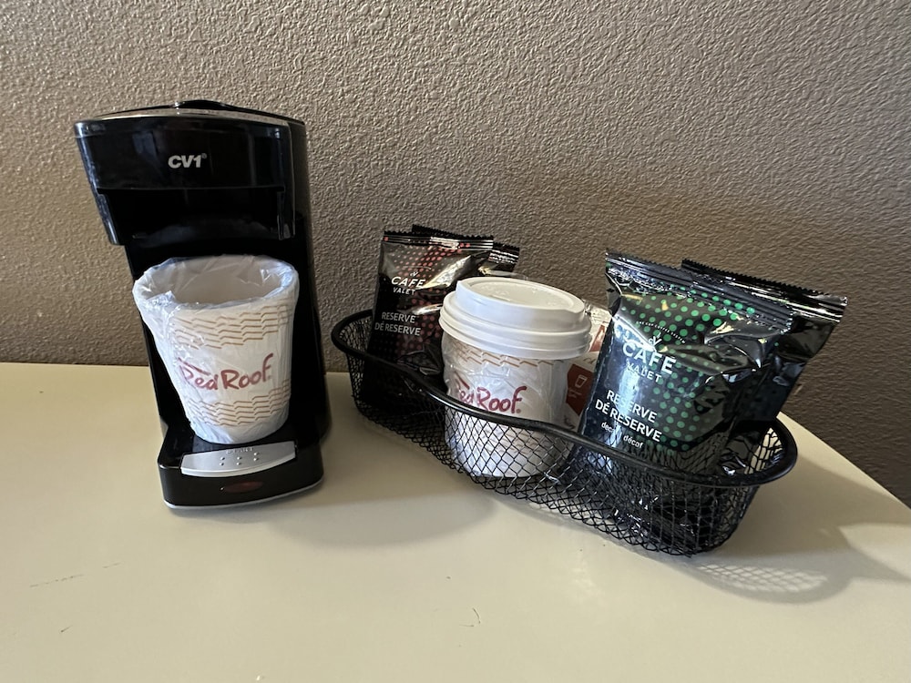 Red Roof Inn & Suites Marysville - photo 22