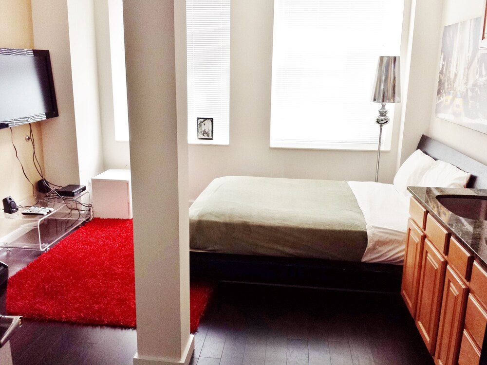 The Pittsfield Hotel Apartments Suites - photo 12